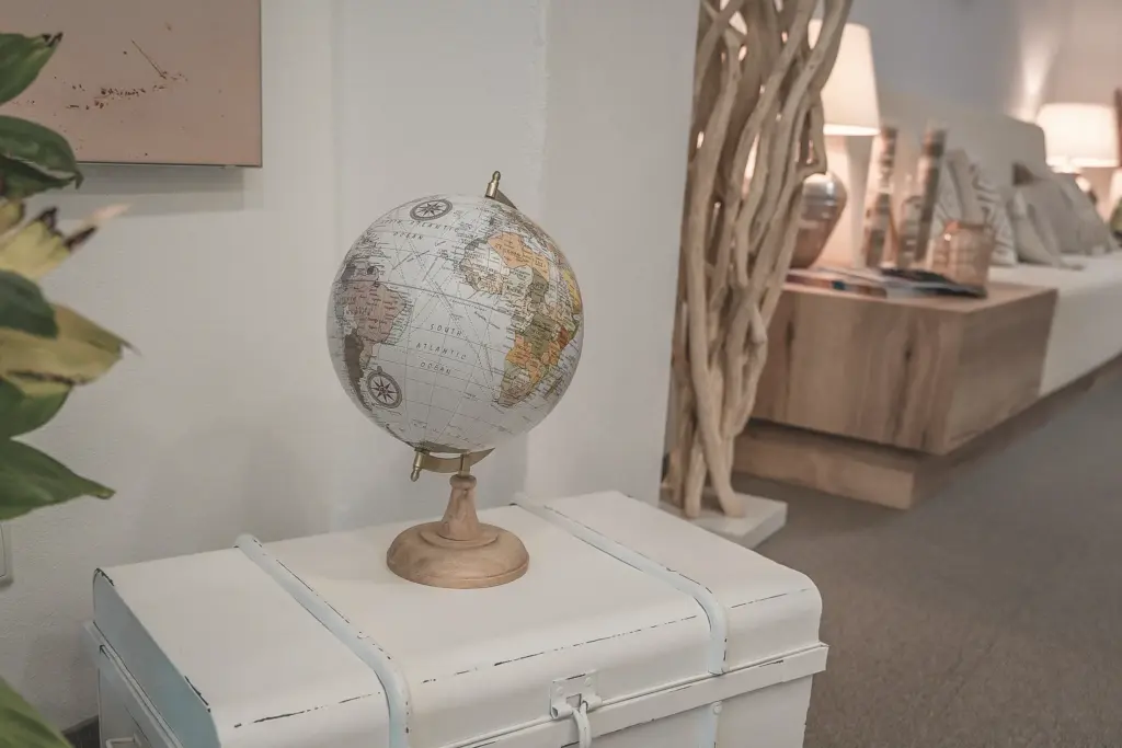 Reisebüro von innen , TUI Reisecenter, Esther Warsawa, Reisebüro Plauen