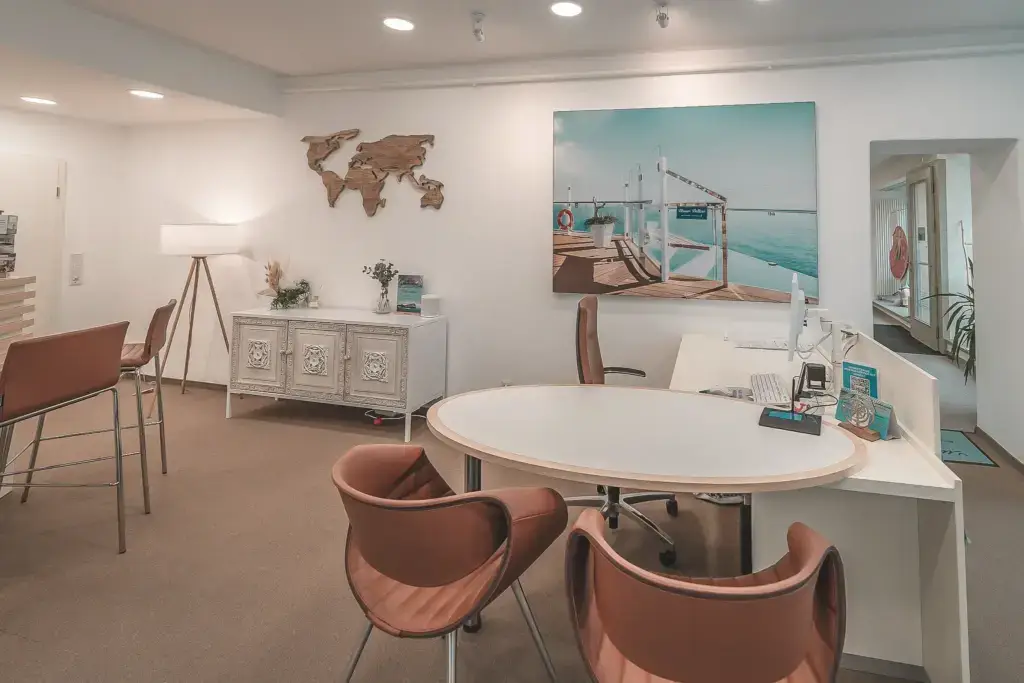 Büro Homepage TUI Reisecenter, Esther Warsawa, Reisebüro Plauen