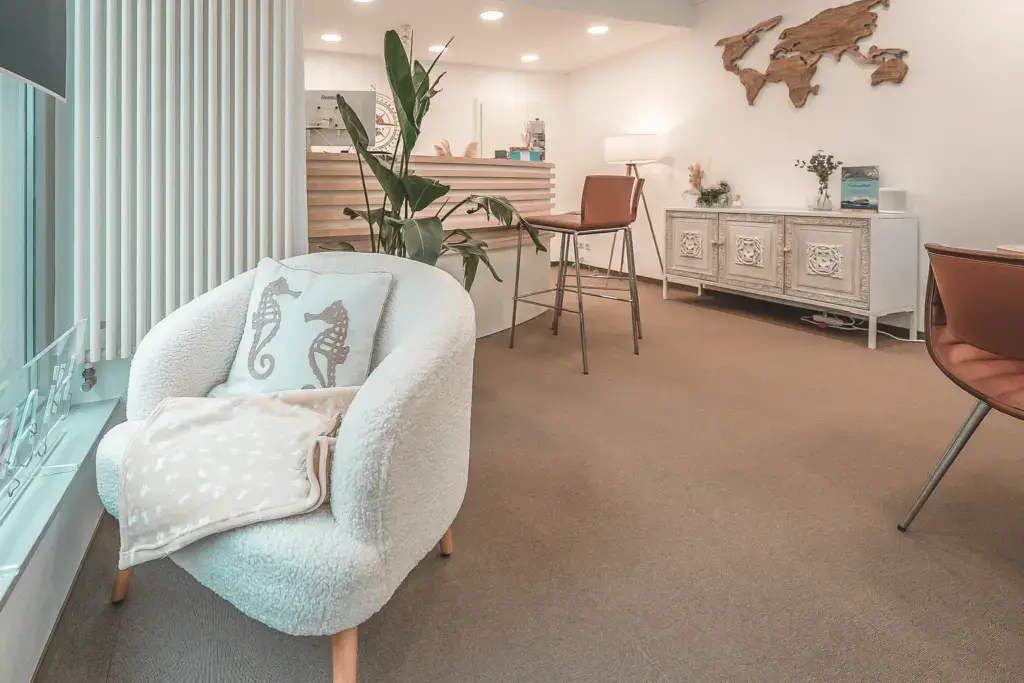 Büro Homepage TUI Reisecenter, Esther Warsawa, Reisebüro Plauen