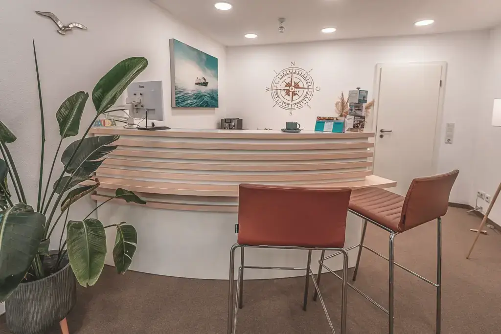 Büro Homepage TUI Reisecenter, Esther Warsawa, Reisebüro Plauen