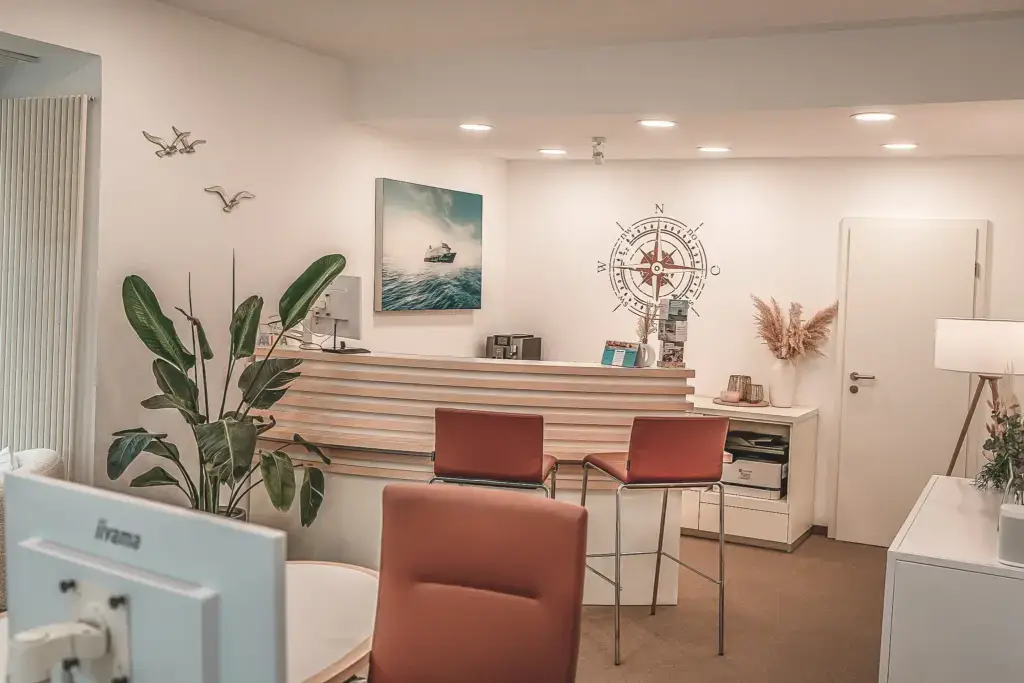 Büro Homepage TUI Reisecenter, Esther Warsawa, Reisebüro Plauen