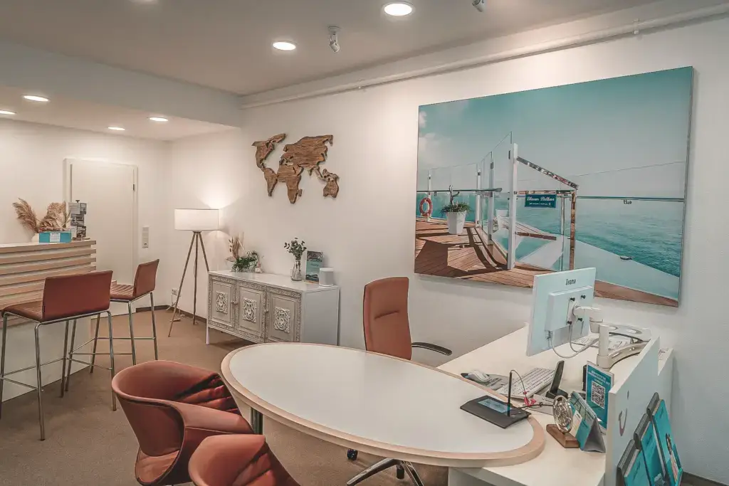 Büro Homepage TUI Reisecenter, Esther Warsawa, Reisebüro Plauen