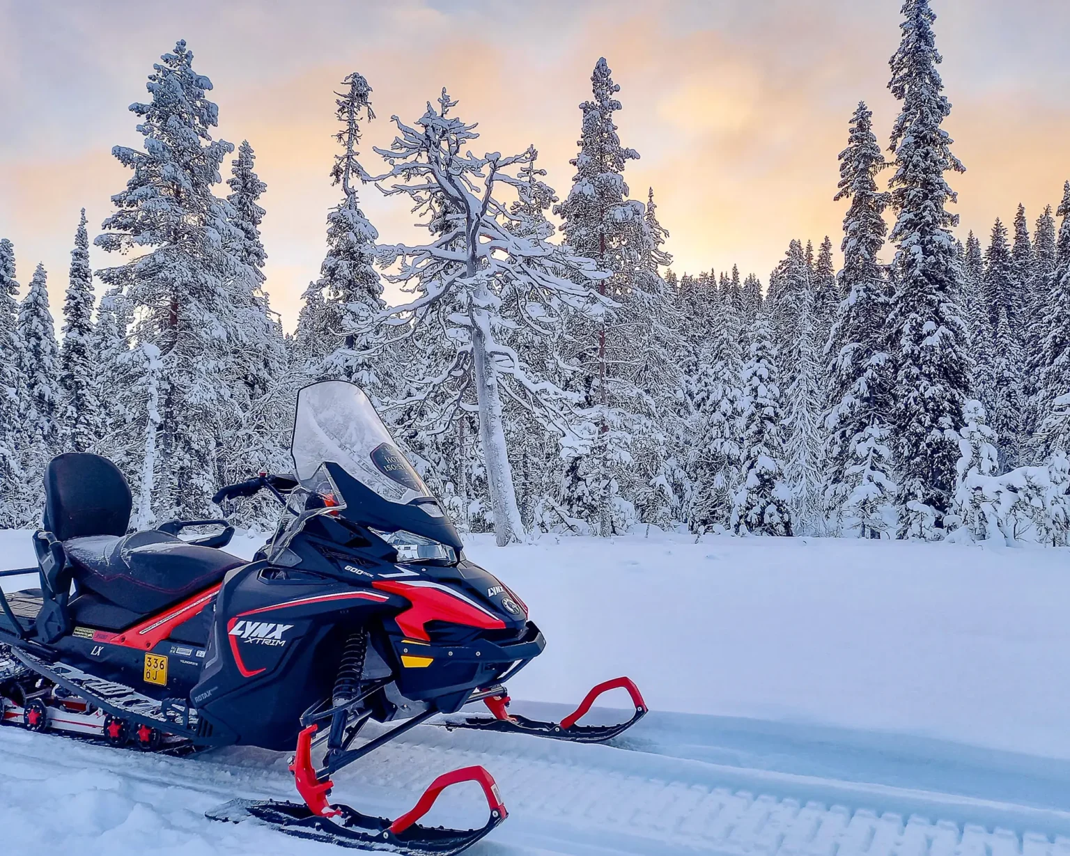 Motorschlitten-Finnland_©vianova
